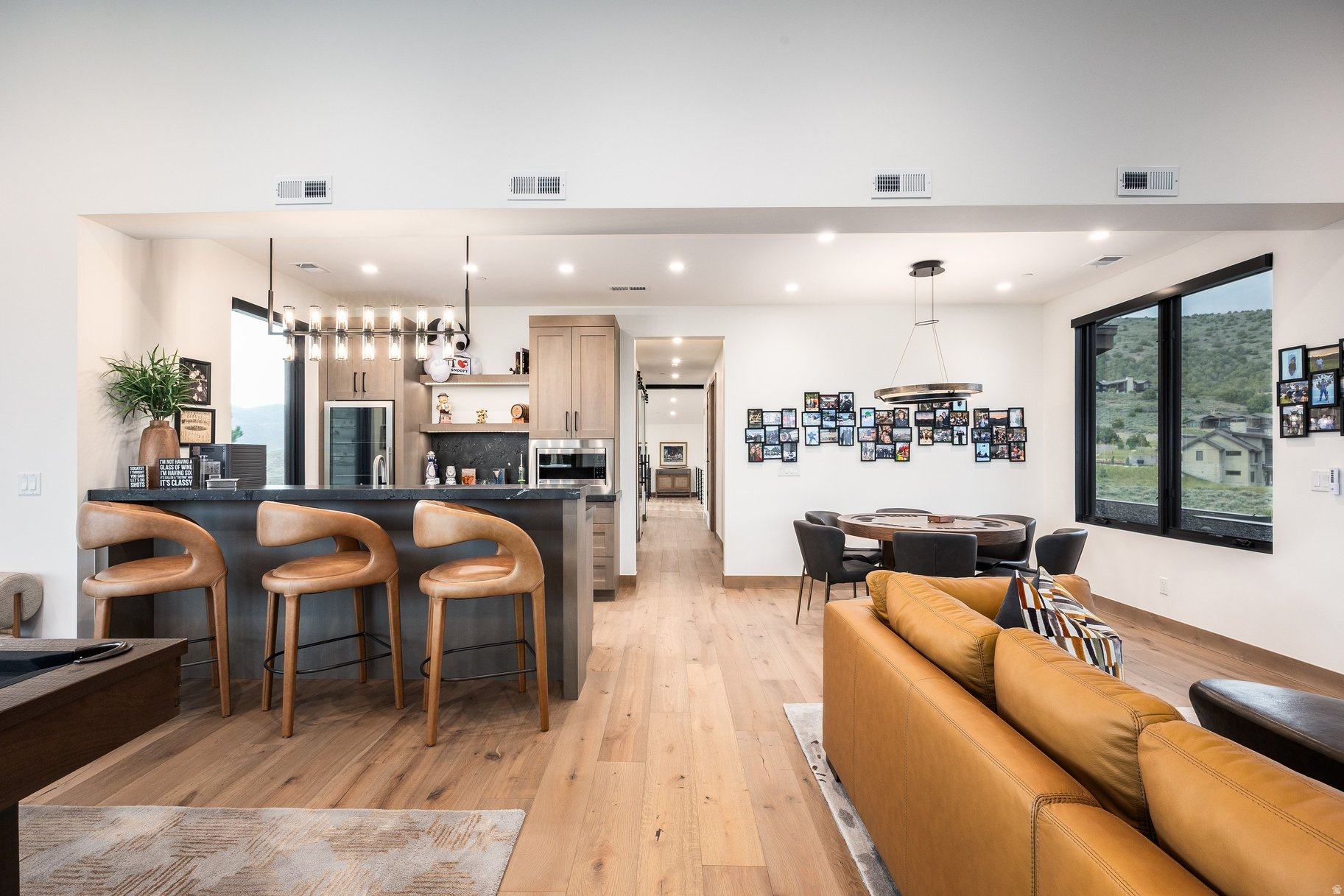 RED LEDGES - Residential