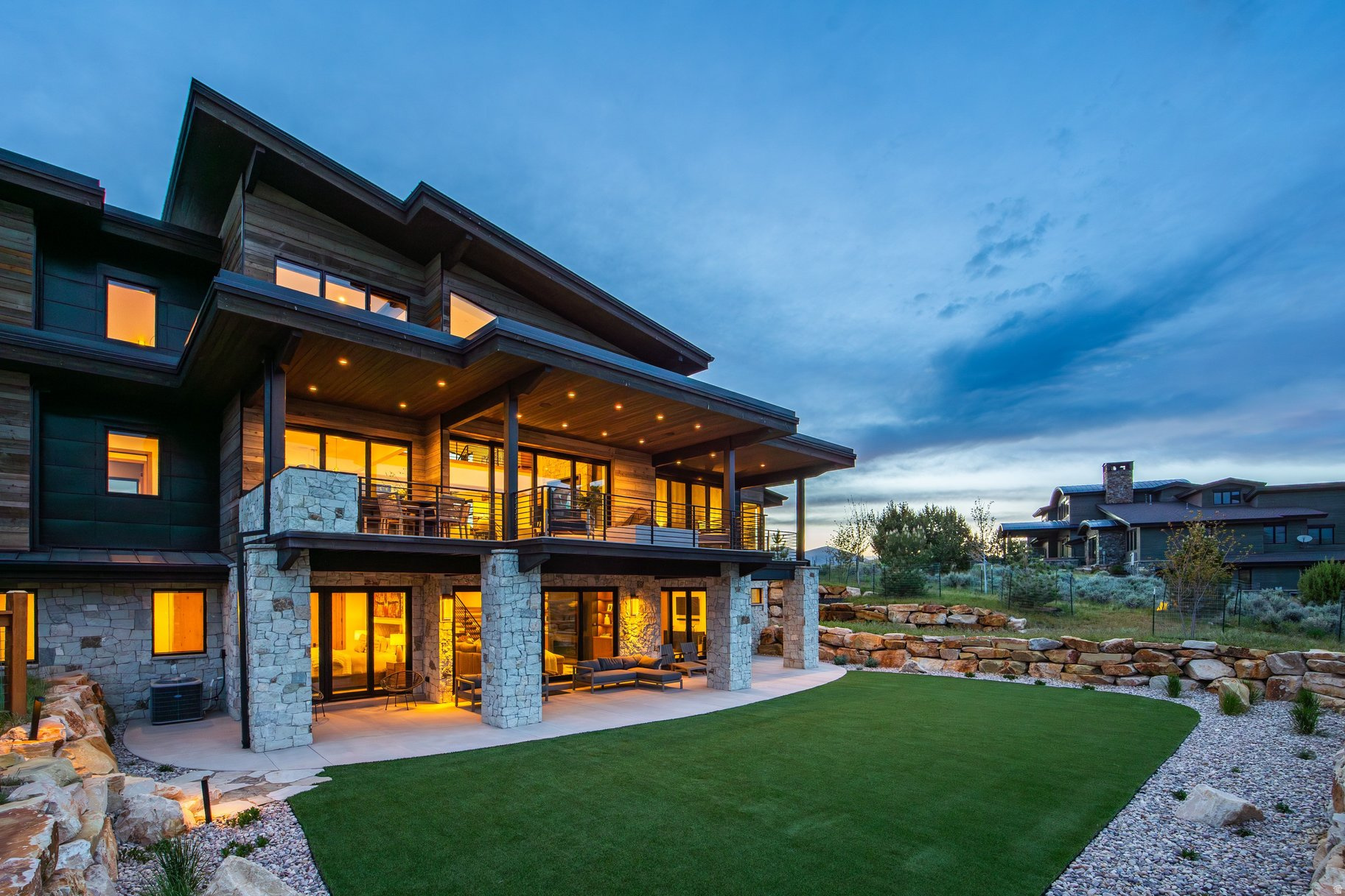 RED LEDGES - Residential