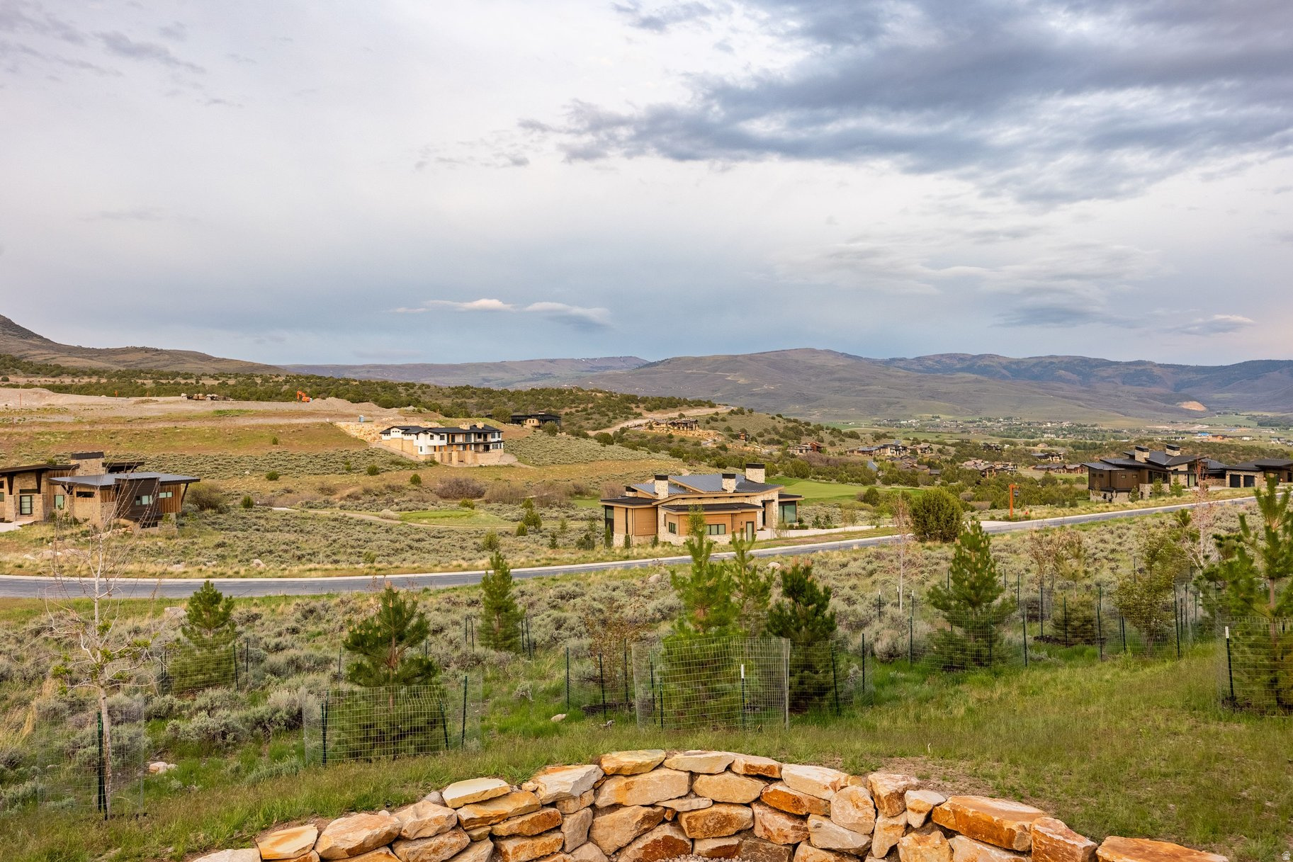 RED LEDGES - Residential