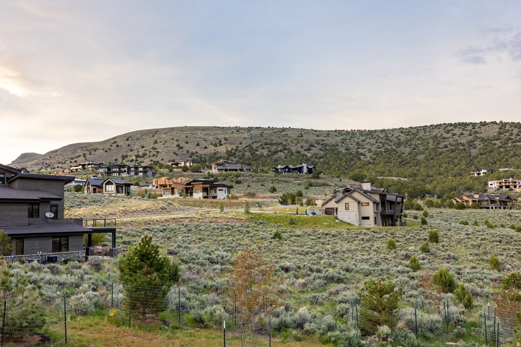 RED LEDGES - Residential