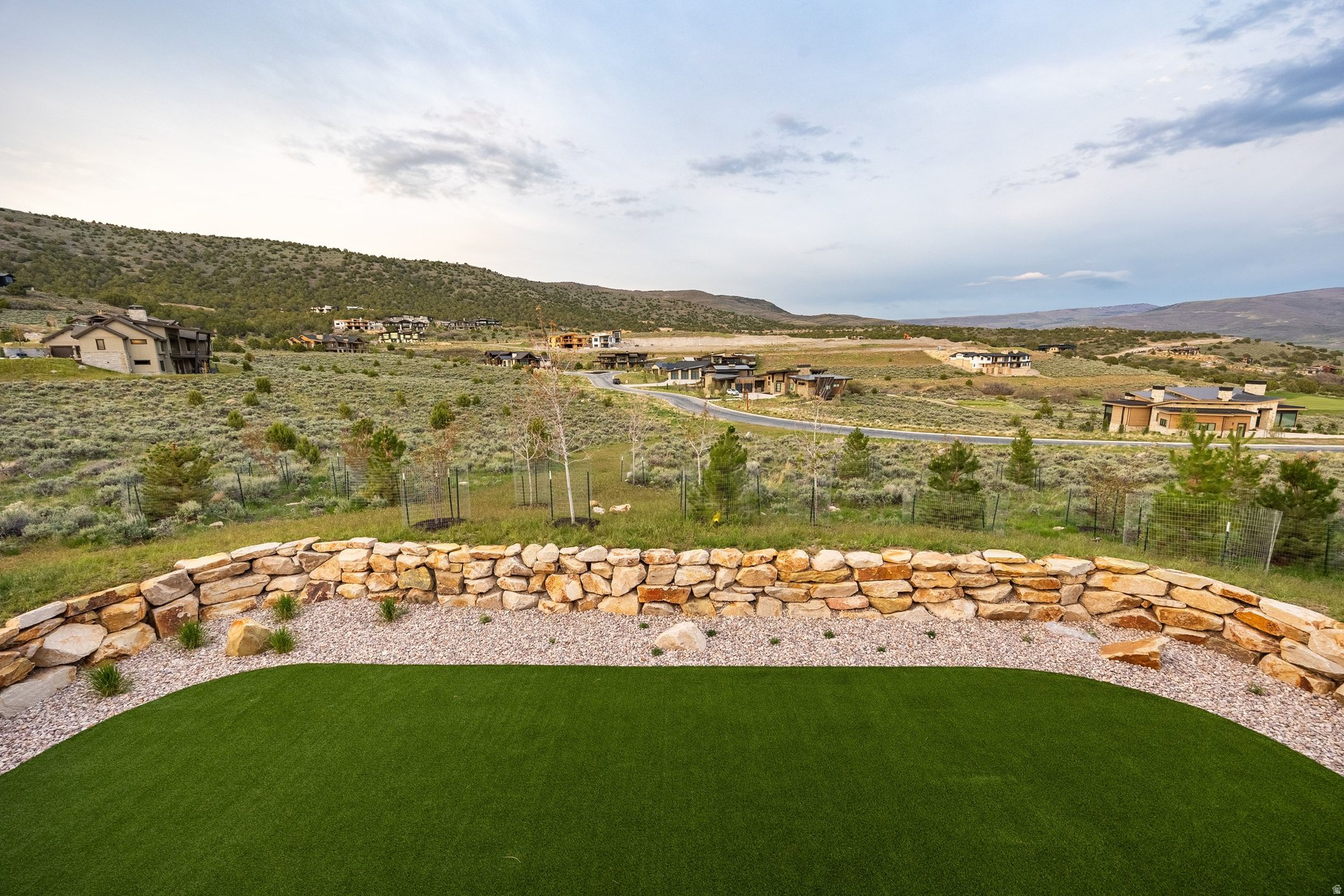 RED LEDGES - Residential