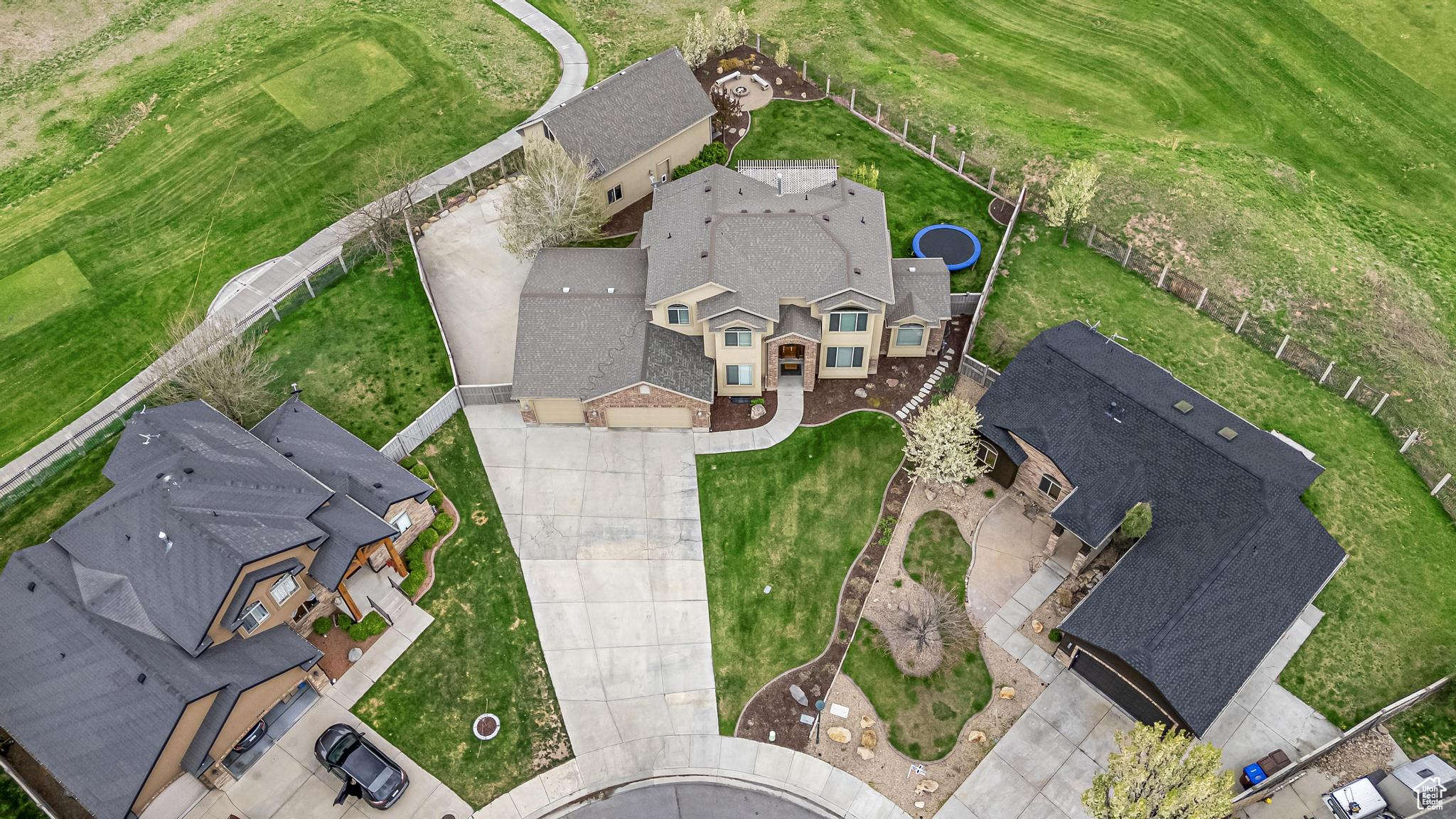 3342 E Heyward Ct, Eagle Mountain, Utah image 2