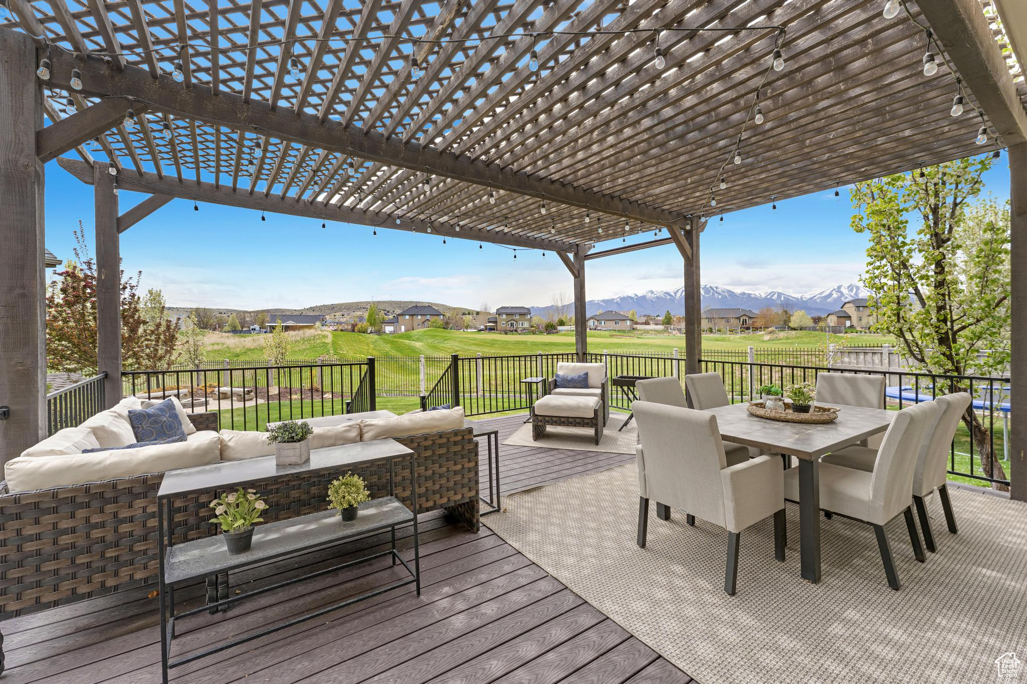 3342 E Heyward Ct, Eagle Mountain, Utah image 35