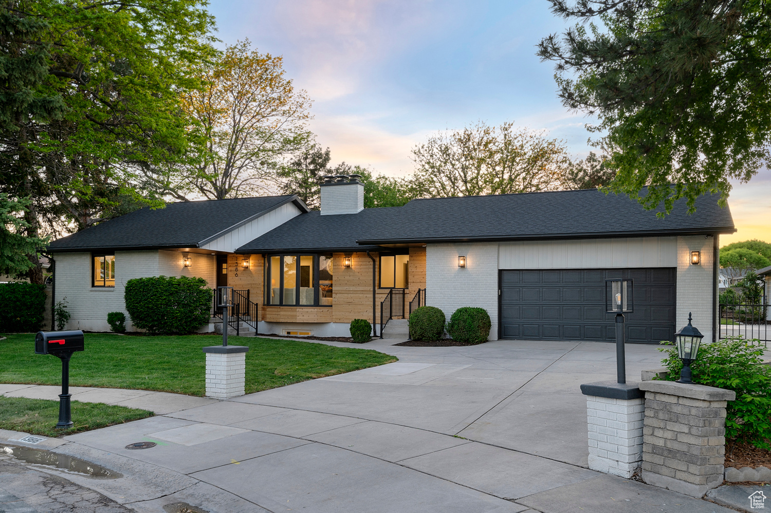 1386 W Diane Cir, Taylorsville, Utah image 2