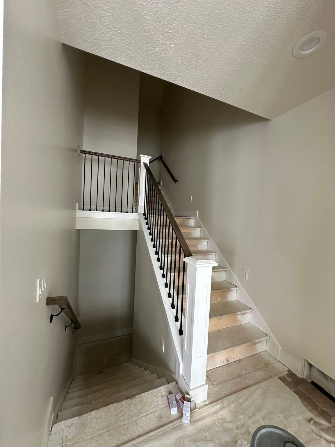 SUNRISE RANCH - Residential