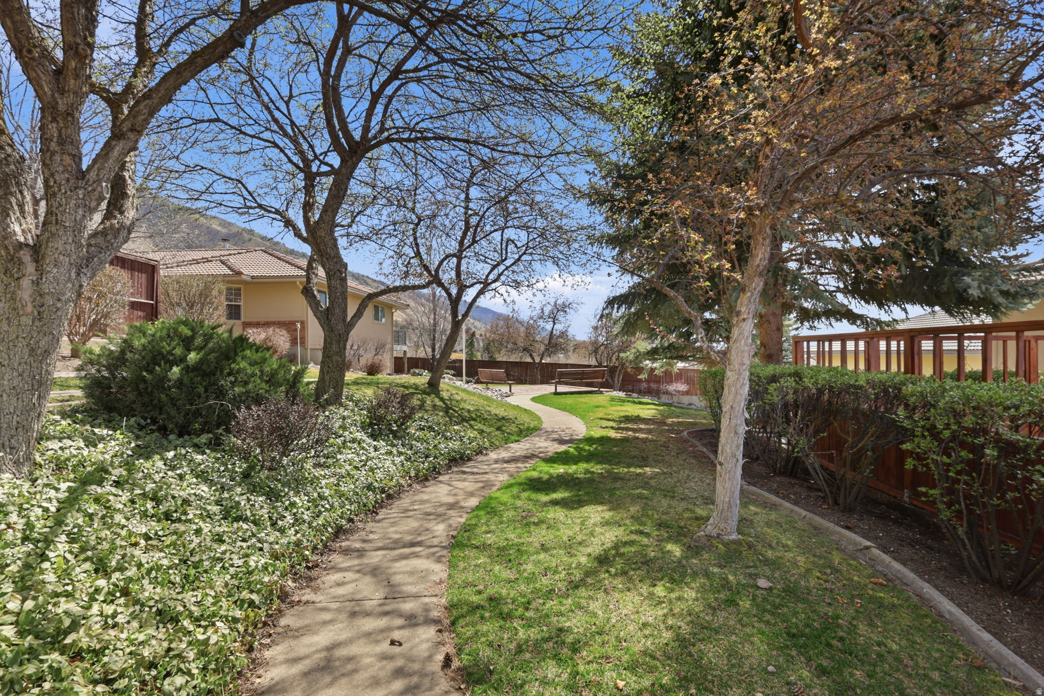 SHADOW MOUNTAIN - Residential