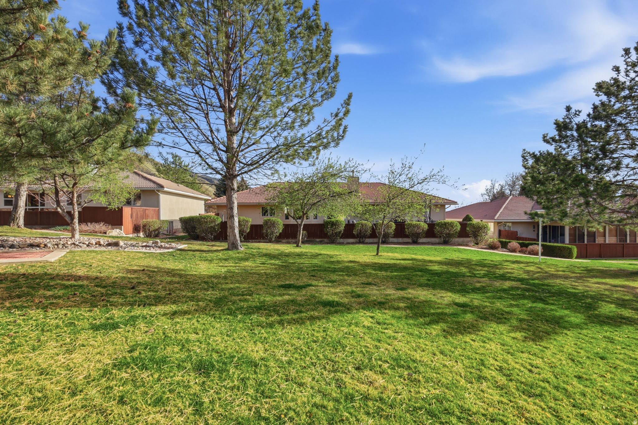 SHADOW MOUNTAIN - Residential