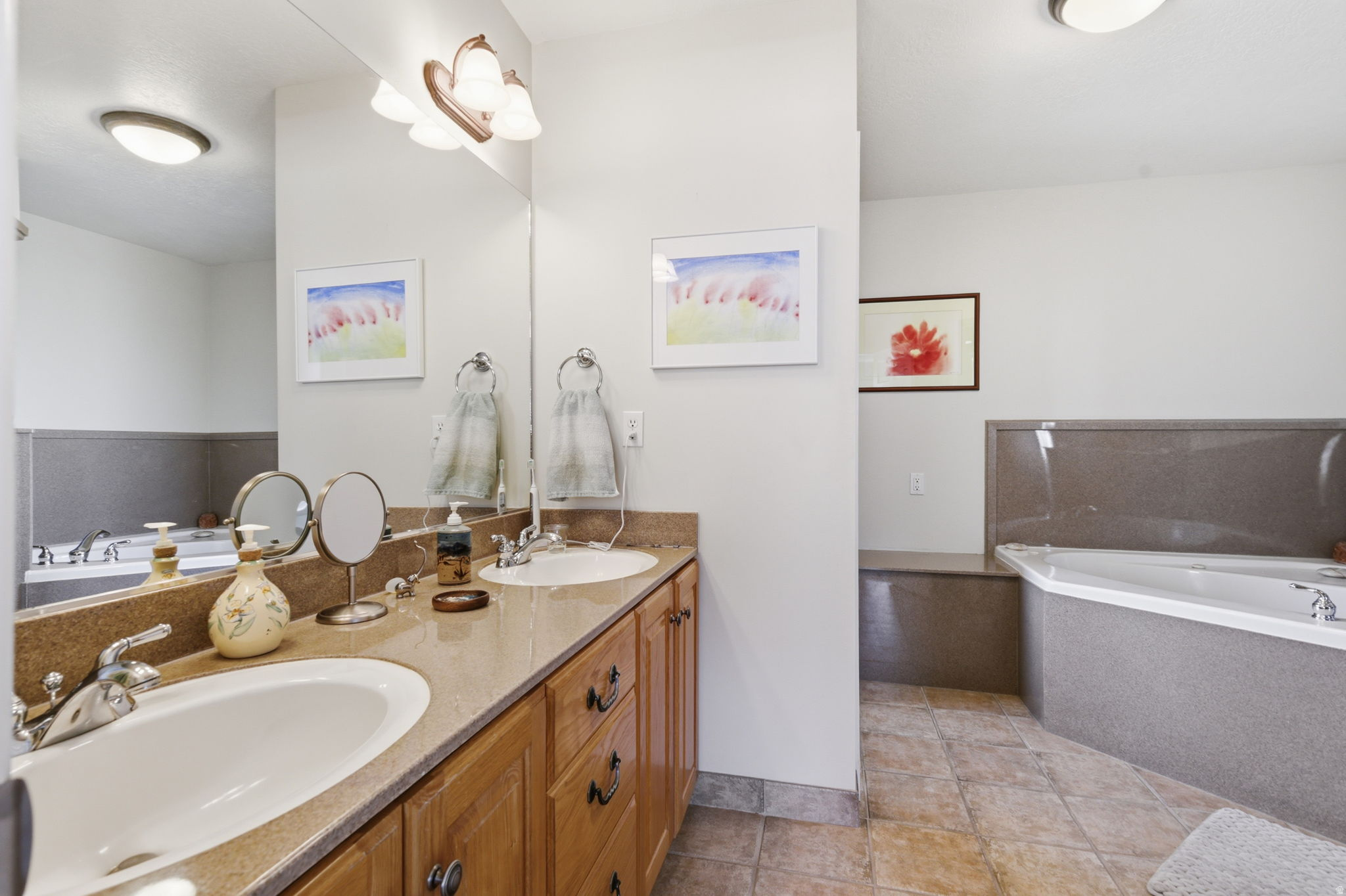 SHADOW MOUNTAIN - Residential