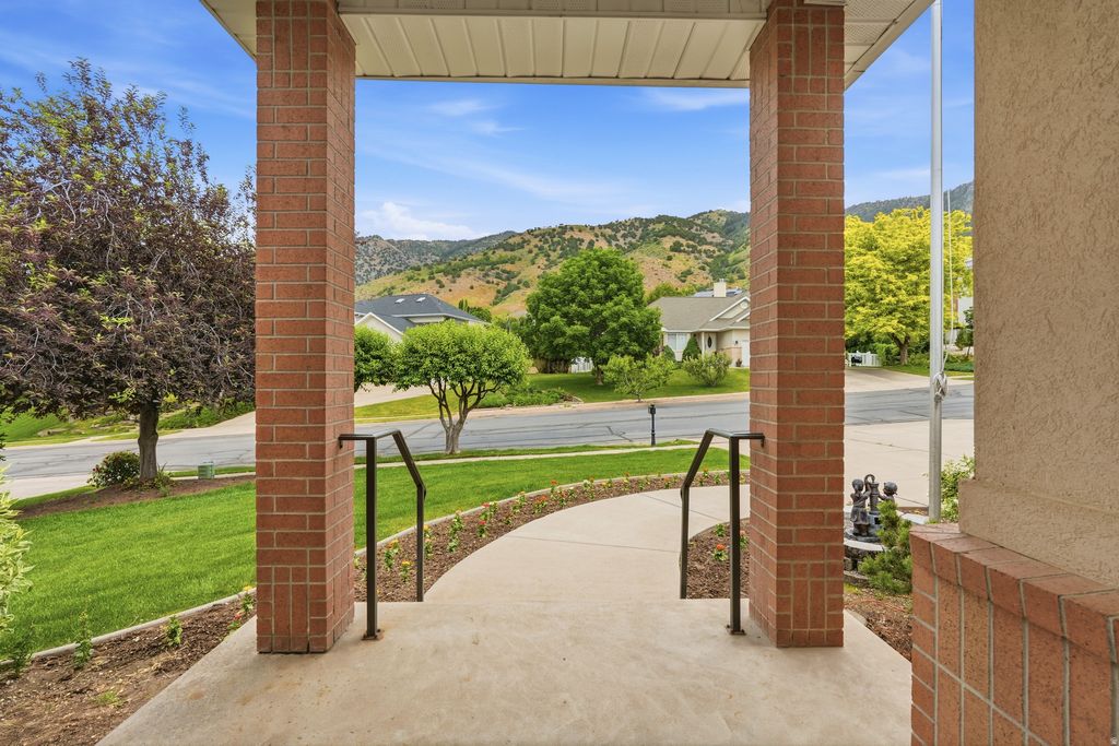 Photo of 235 BUCKINGHAM DR, Providence, UT 84332 (MLS # 2163905)