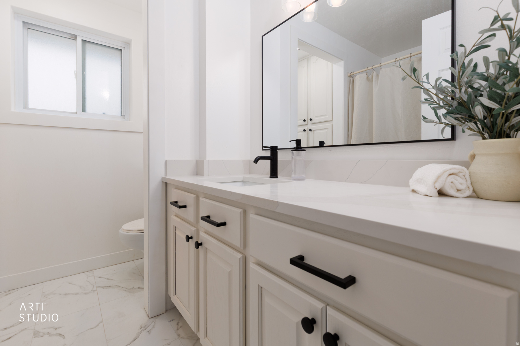 OLD HORSE FARM - Residential