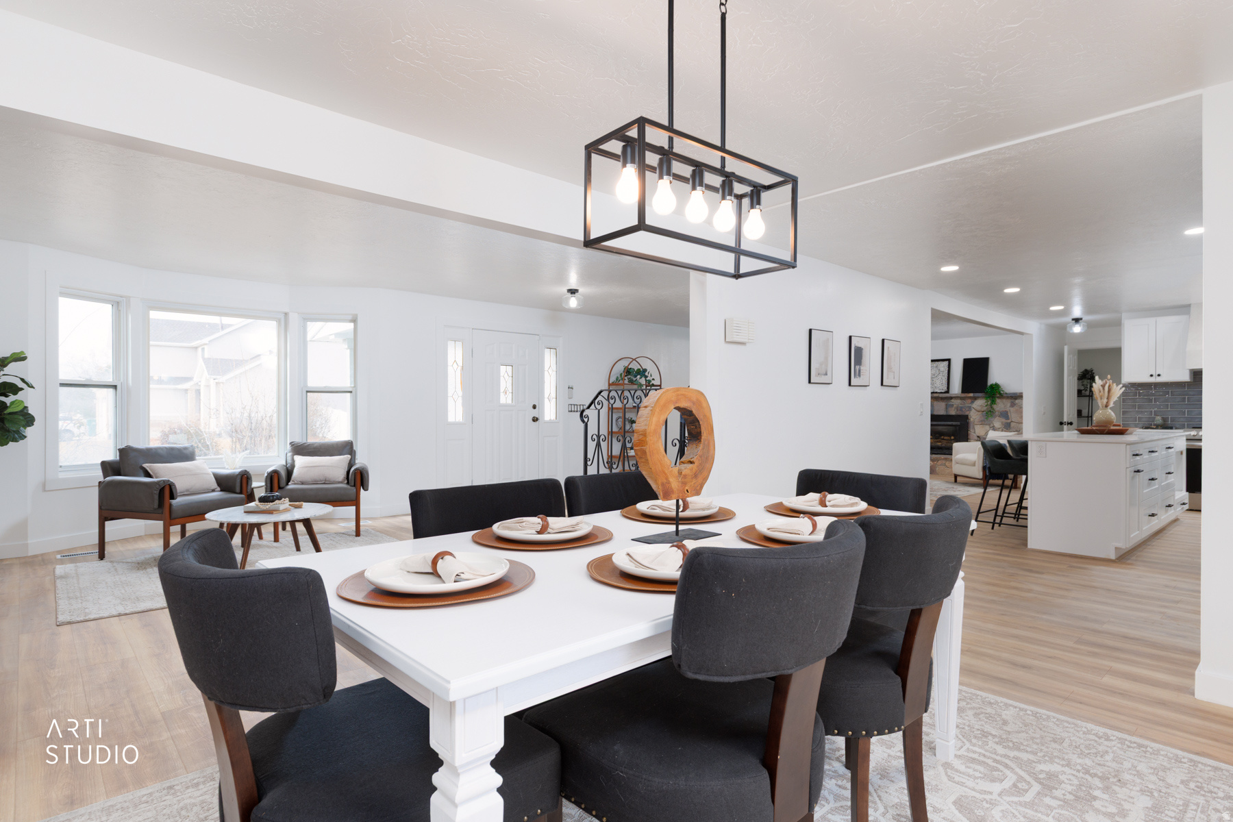 OLD HORSE FARM - Residential