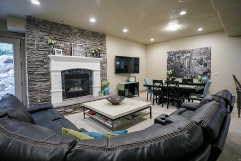 Tiny photo for 1709 E DEER CREST DR, Fruit Heights, UT 84037 (MLS # 2175115)