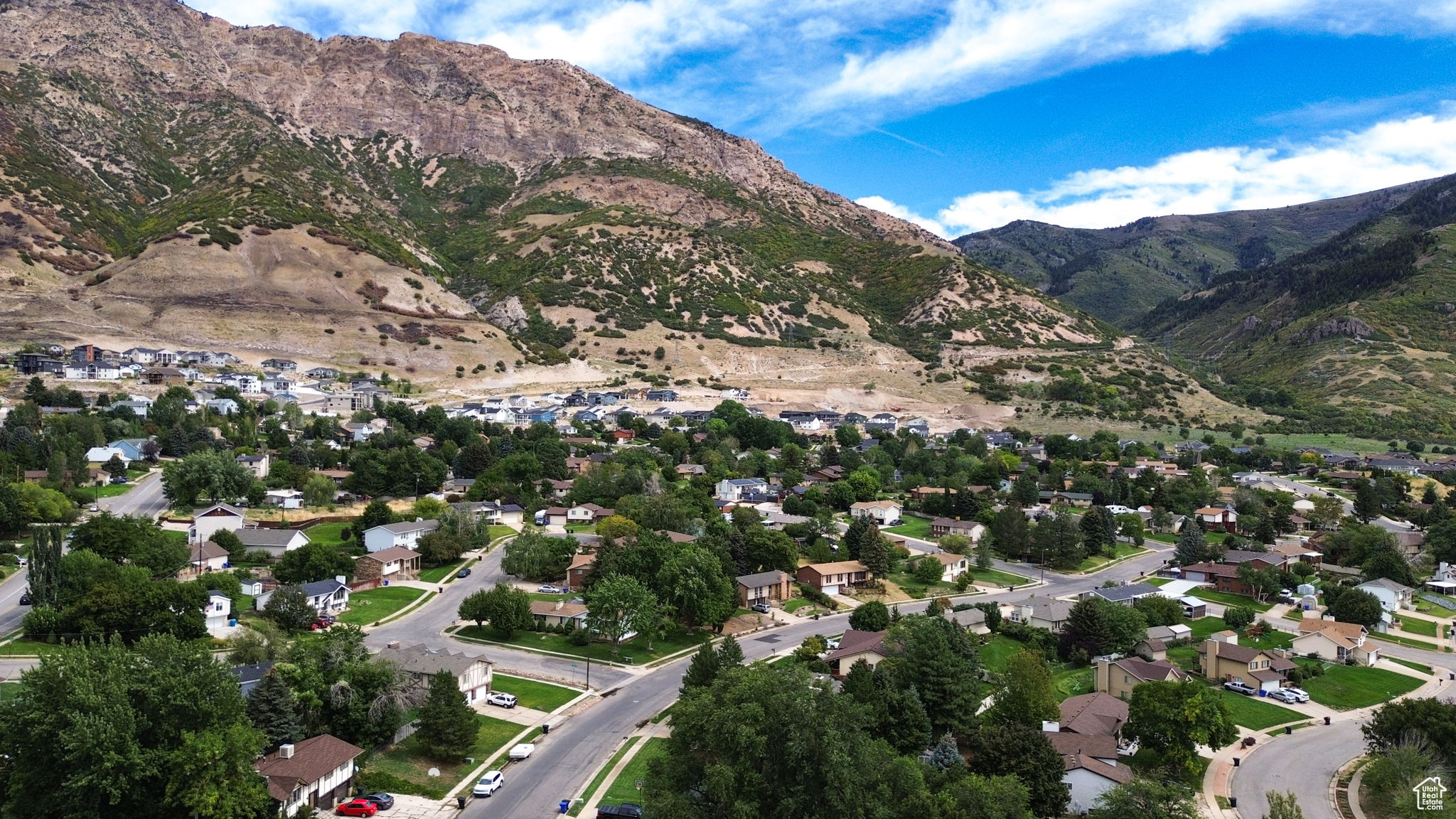 CAMARREN COVE ESTATES - Residential