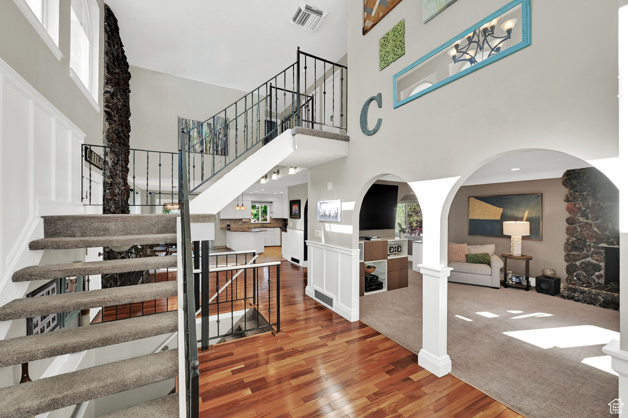 CAMARREN COVE ESTATES - Residential