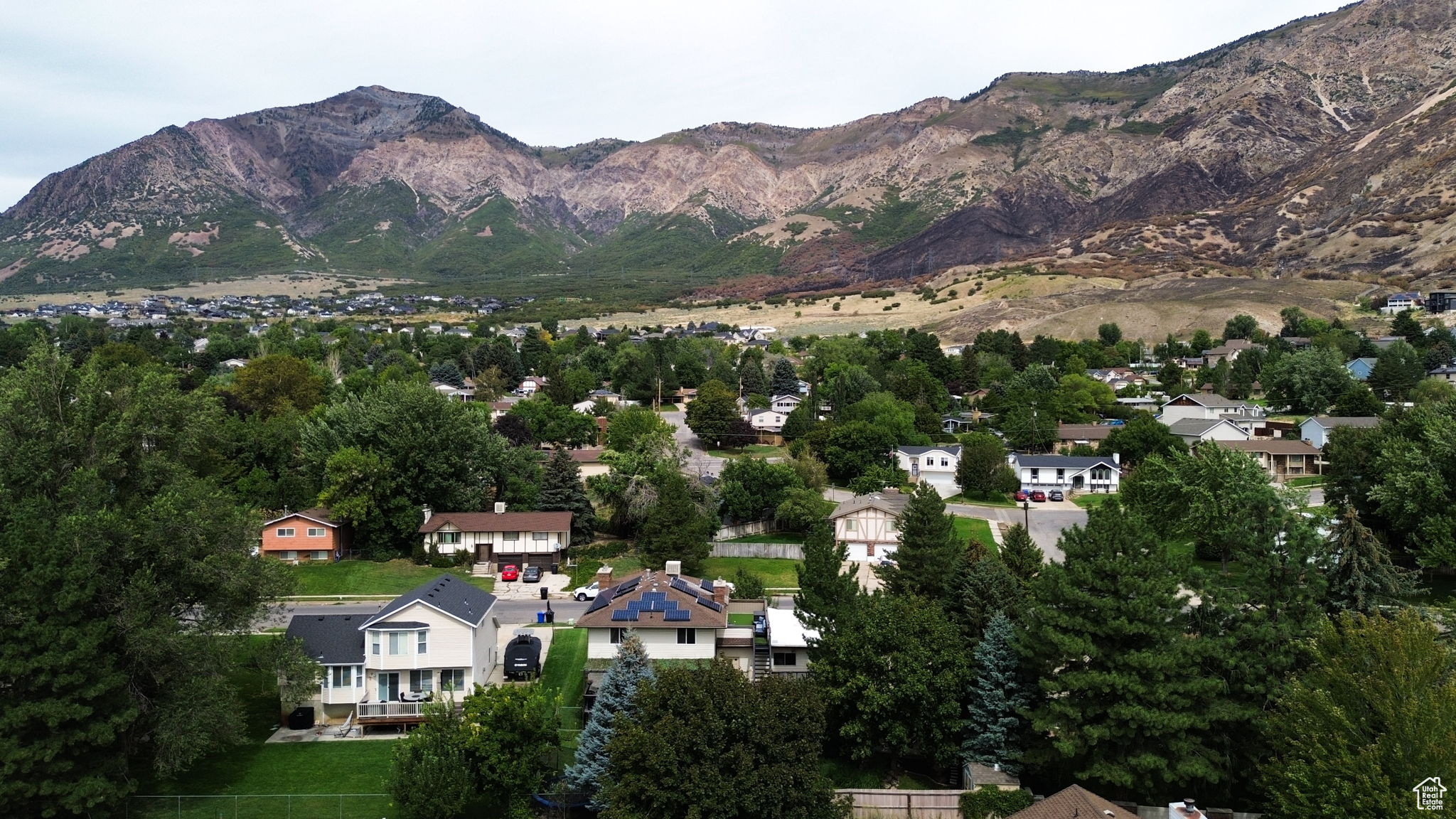 CAMARREN COVE ESTATES - Residential
