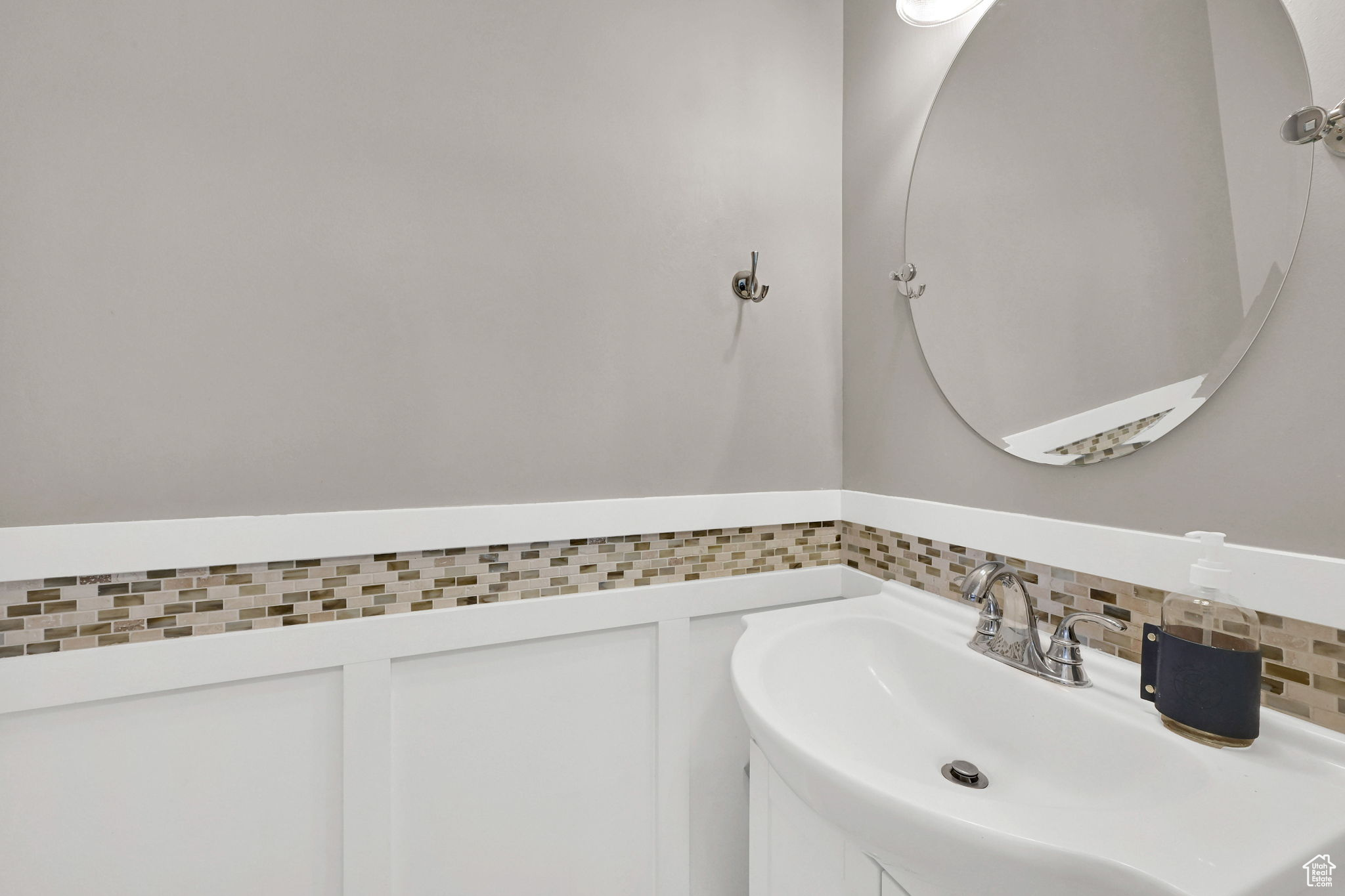 CAMARREN COVE ESTATES - Residential