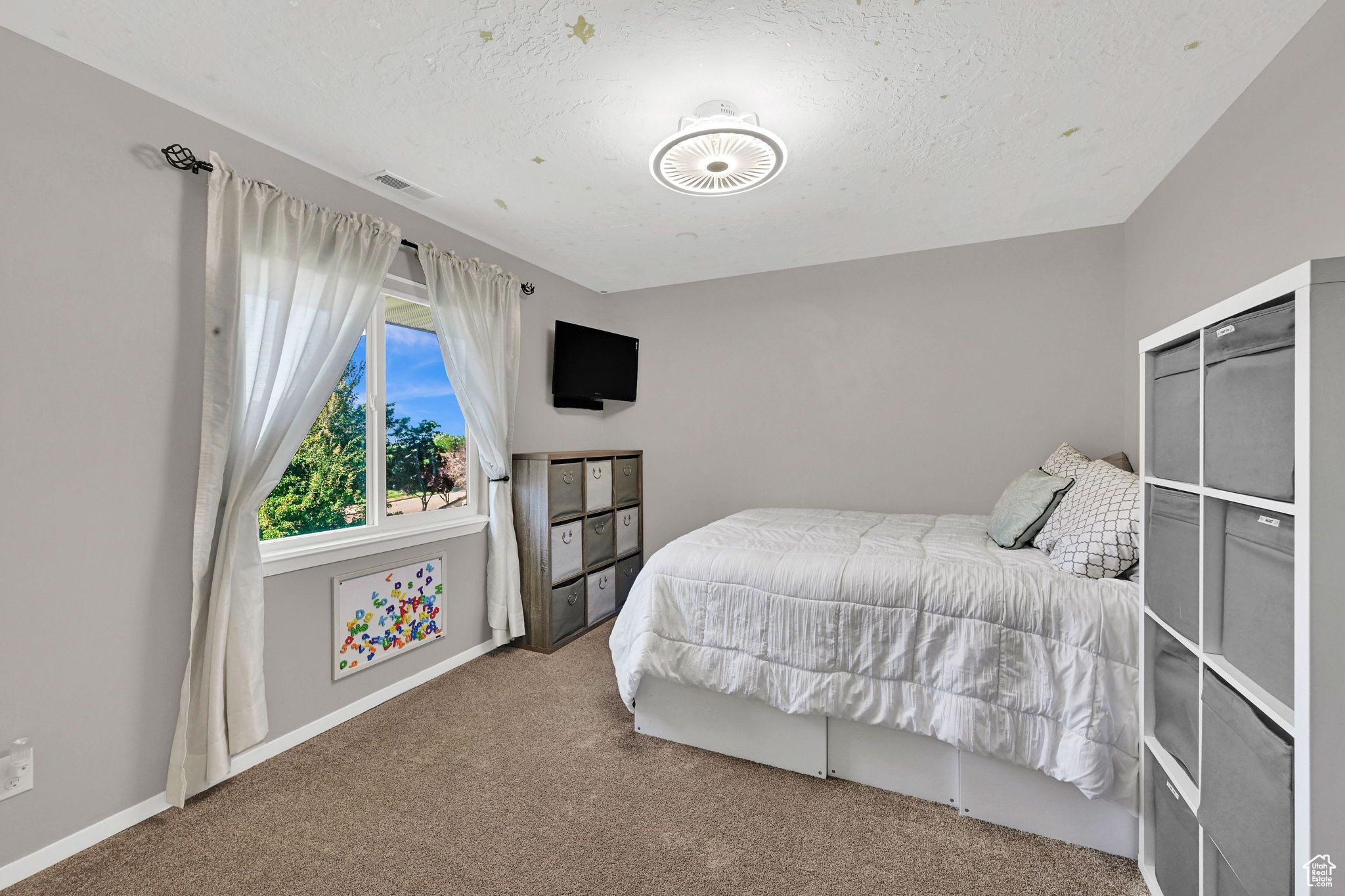 CAMARREN COVE ESTATES - Residential