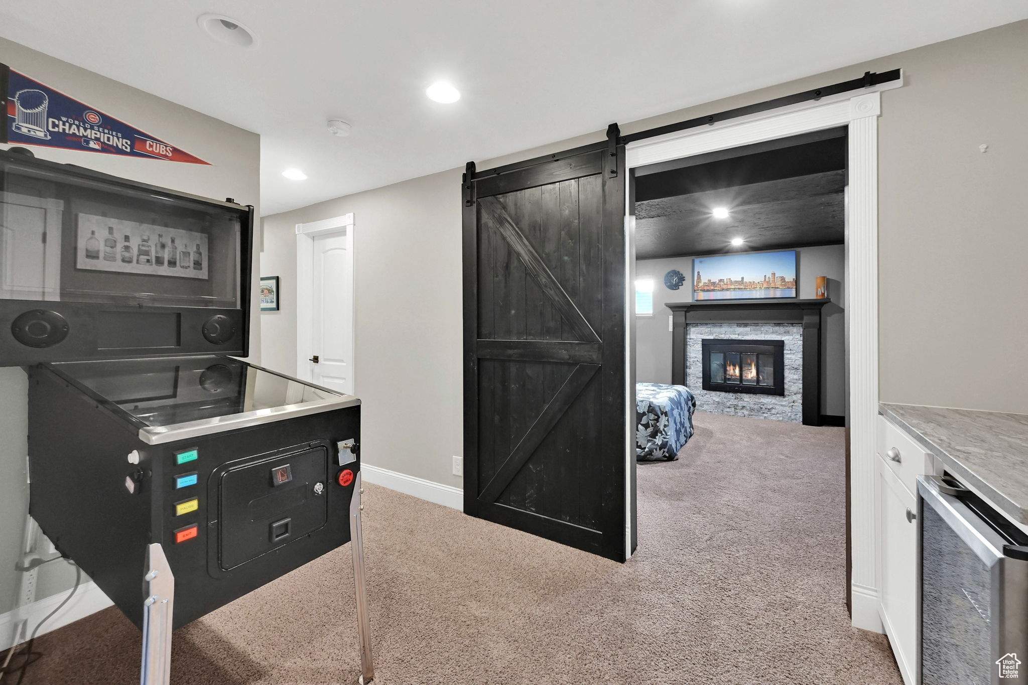 CAMARREN COVE ESTATES - Residential