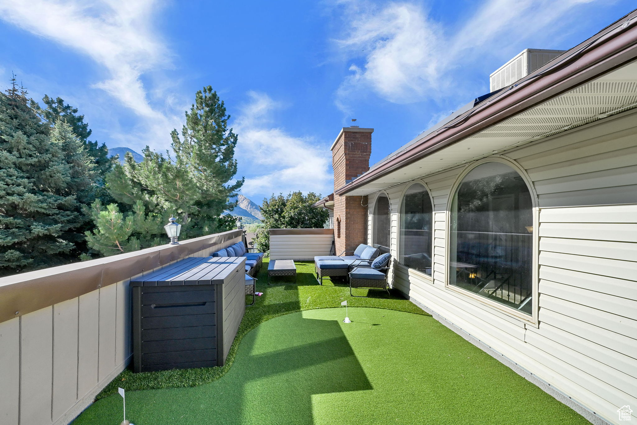 CAMARREN COVE ESTATES - Residential