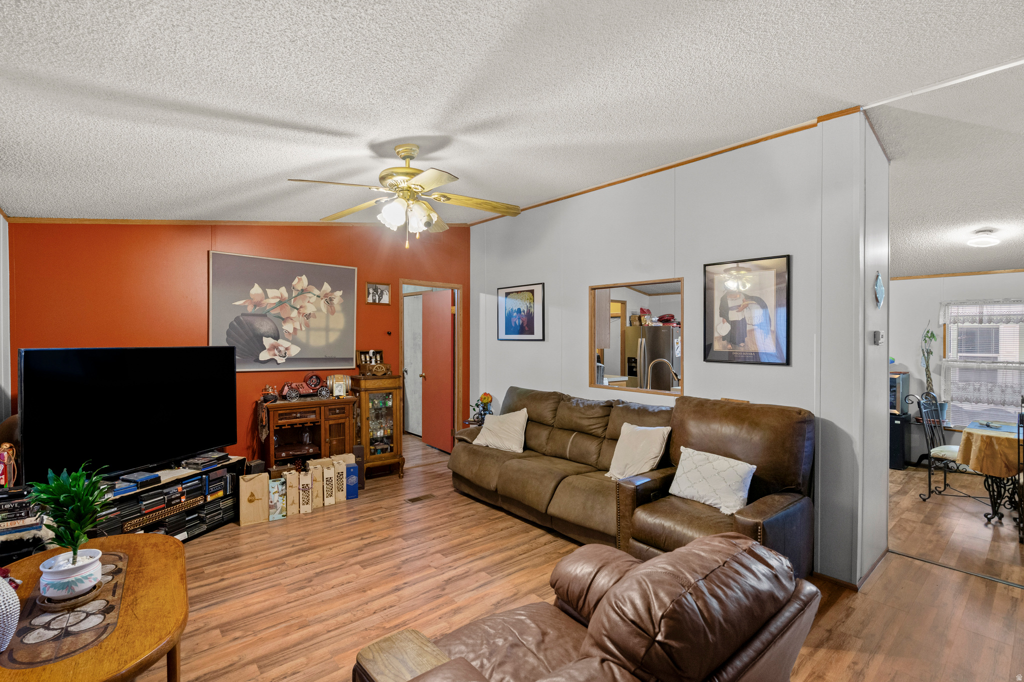 WESTERN ESTATES - Residential