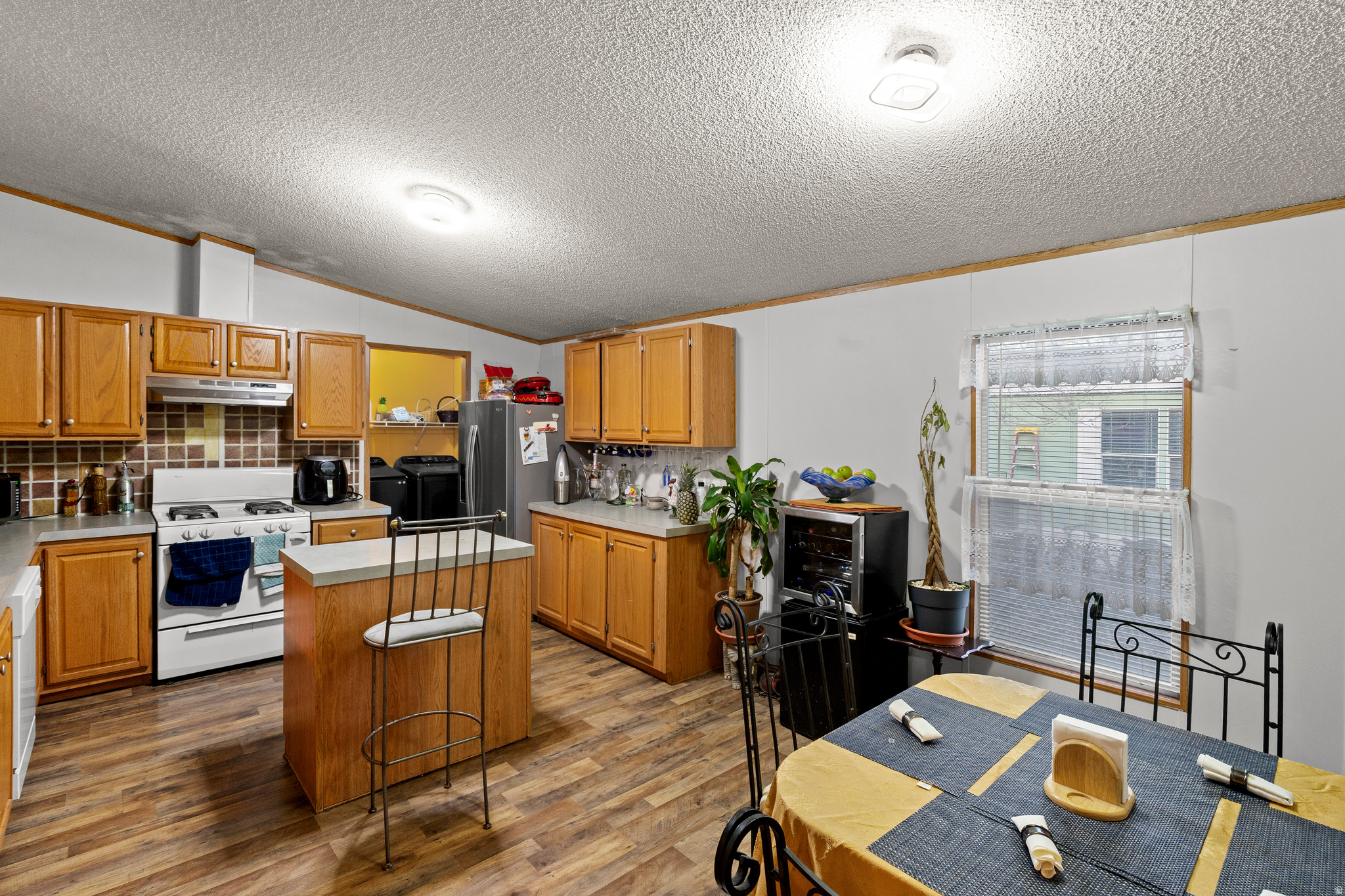 WESTERN ESTATES - Residential