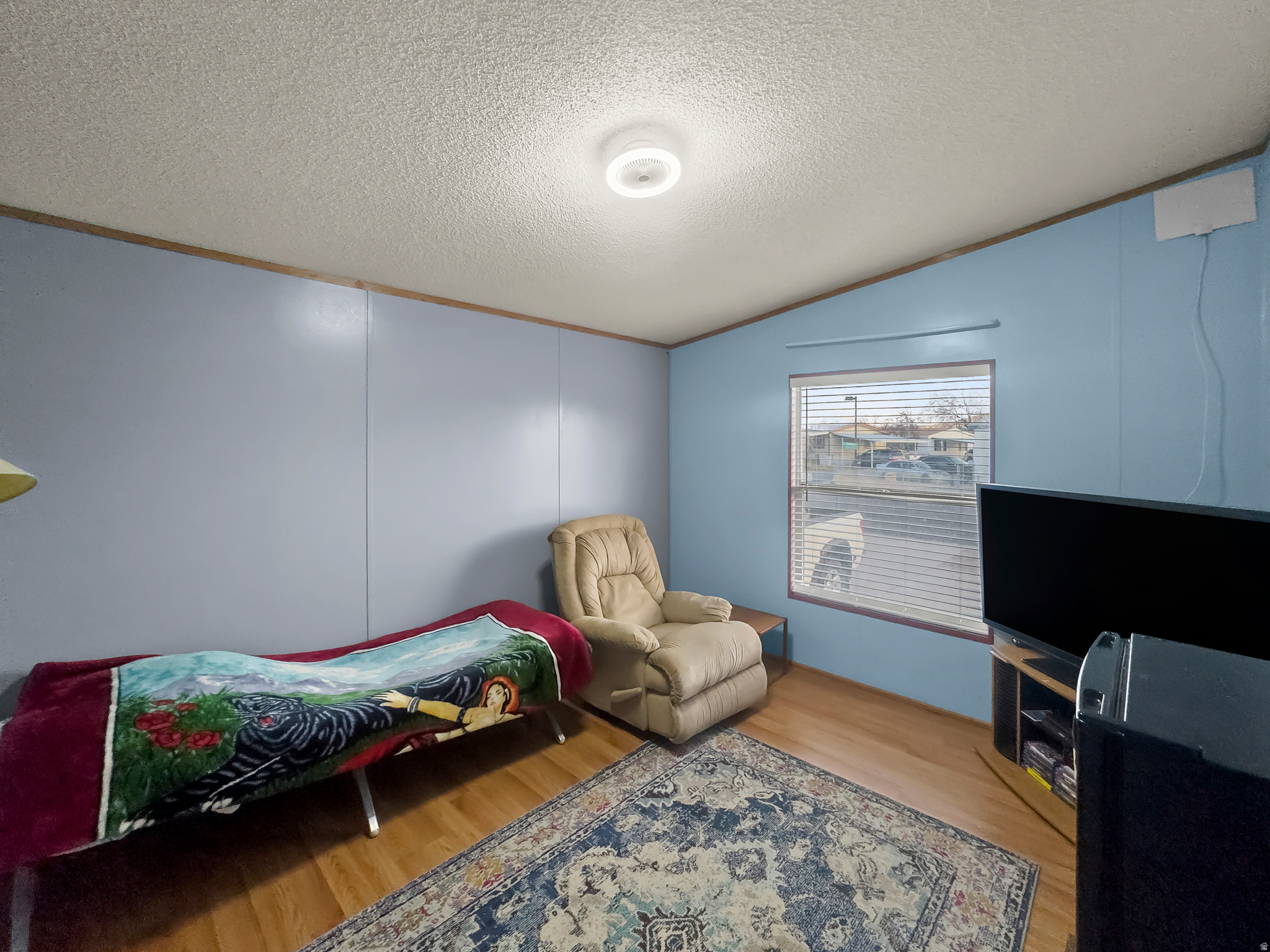 WESTERN ESTATES - Residential