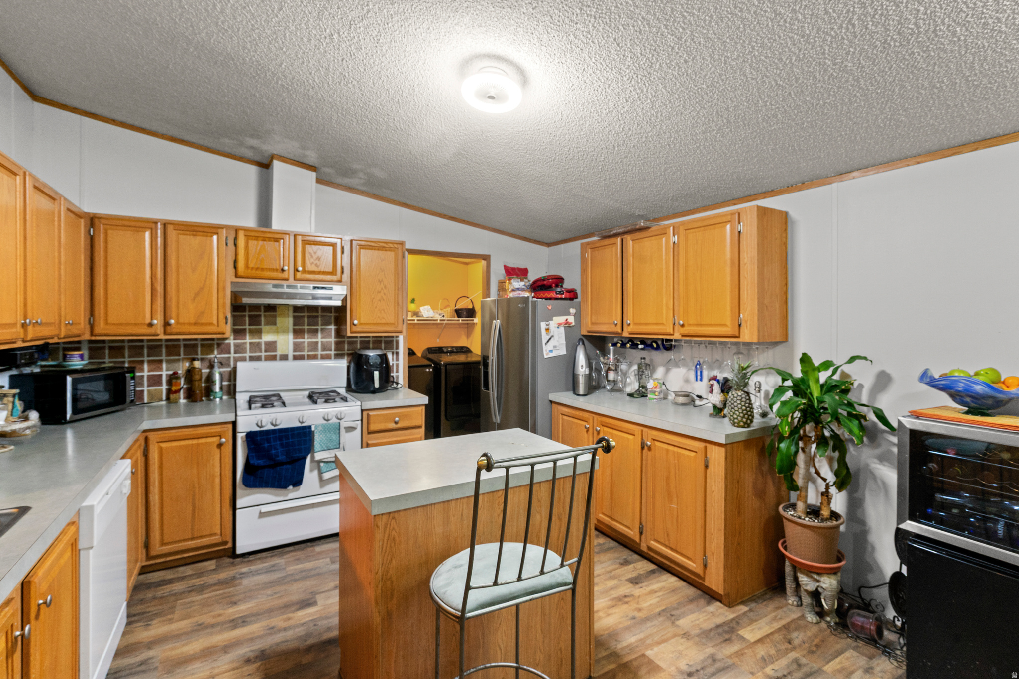 WESTERN ESTATES - Residential