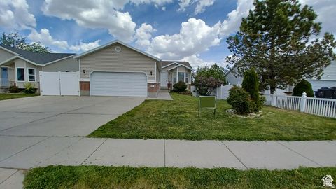 Tiny photo for 6116 W GRACELAND WAY, West Jordan, UT 84081 (MLS # 2123838)