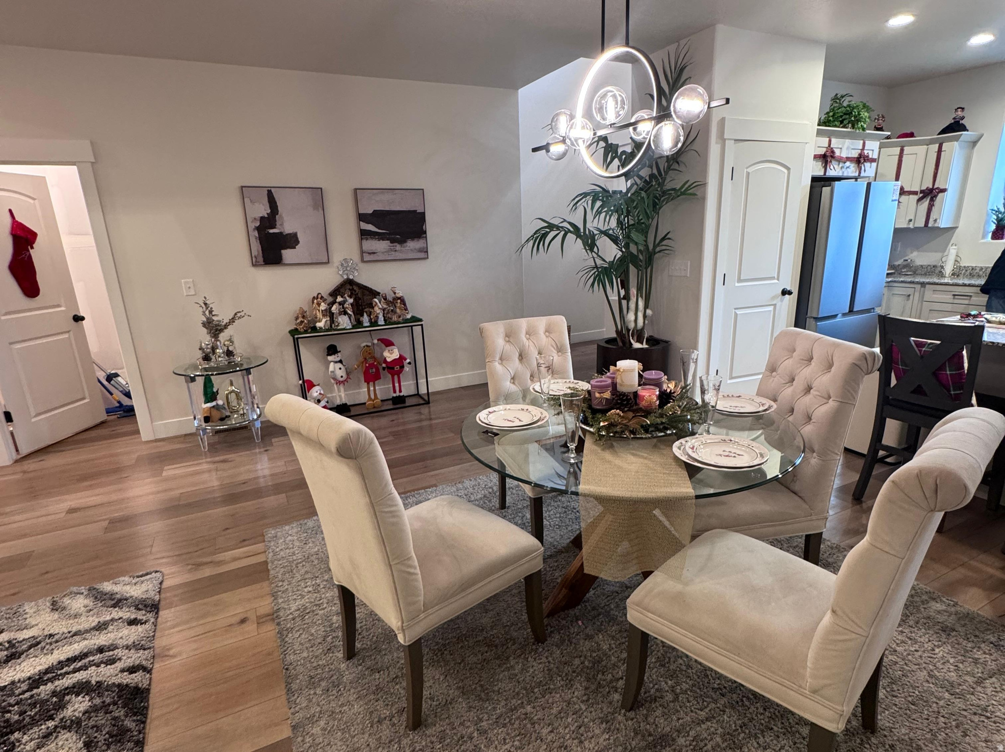 MOUNTAIN RIDGE - Residential