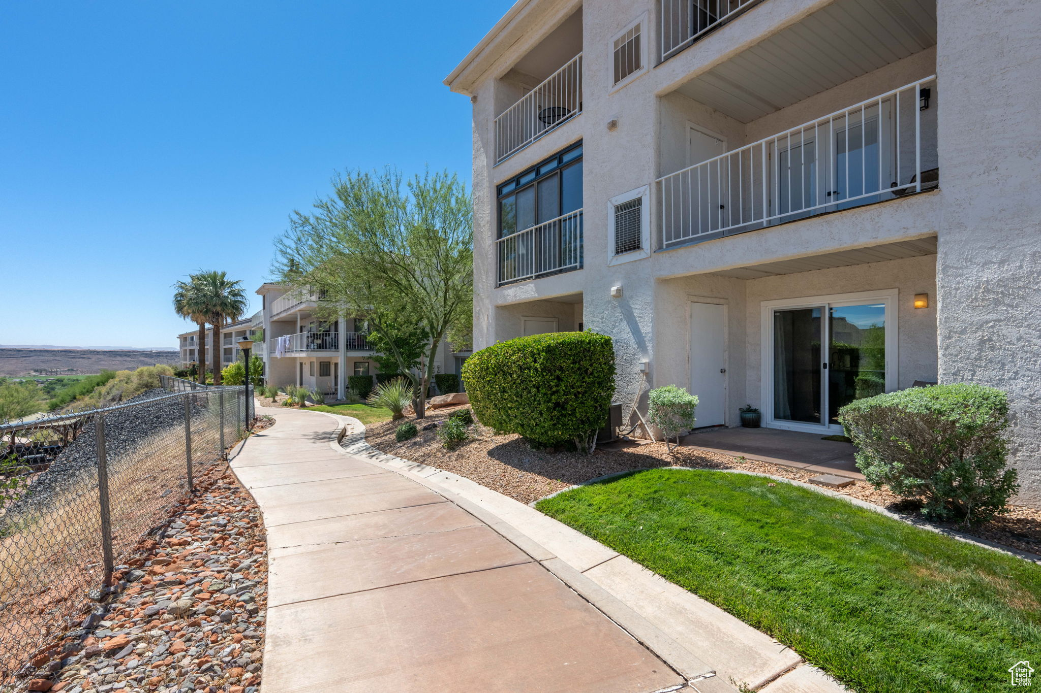 LAS PALMAS RESORT CONDO 1A - Residential