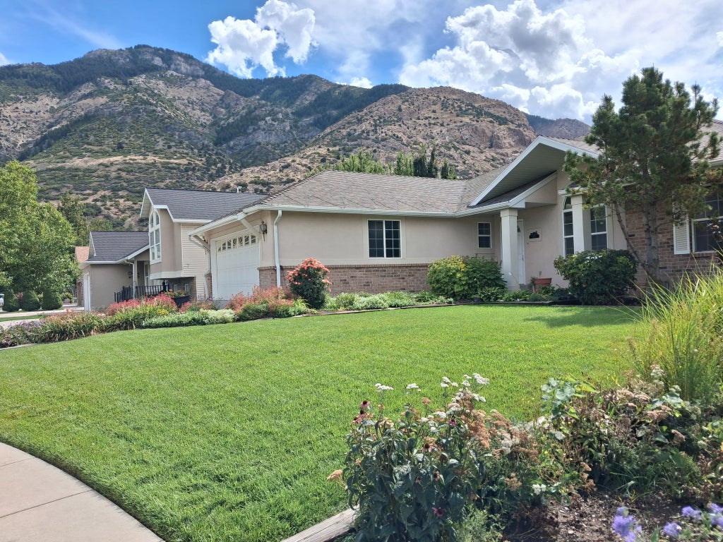Photo of 885 E 1525 N, North Ogden, UT 84404 (MLS # 2186414)