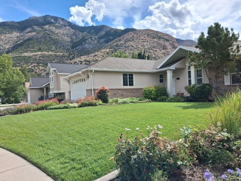 Tiny photo for 885 E 1525 N, North Ogden, UT 84404 (MLS # 2186414)