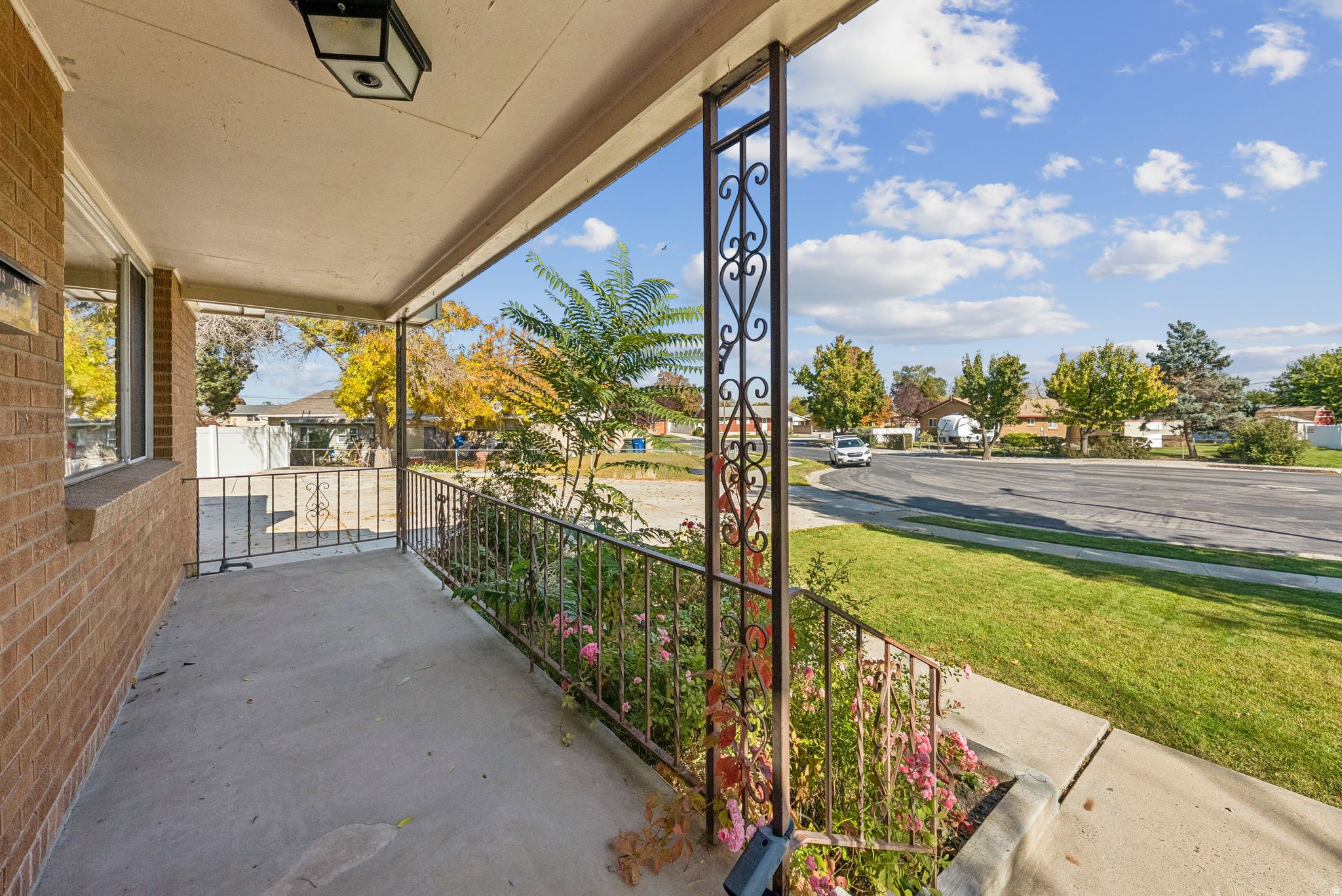 MEADOWS - Residential