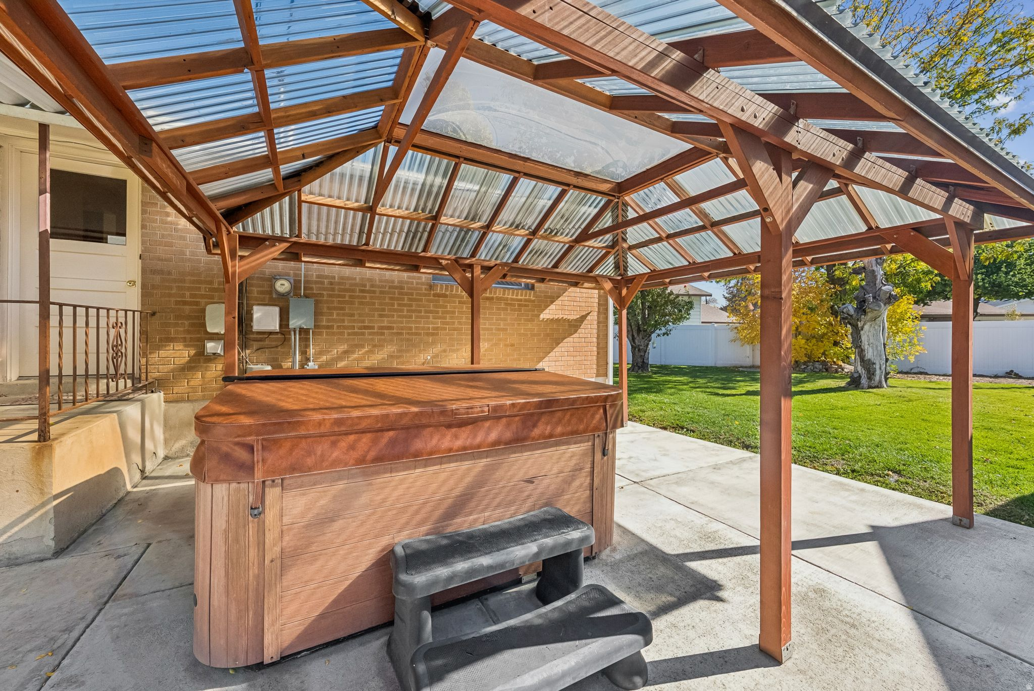 MEADOWS - Residential