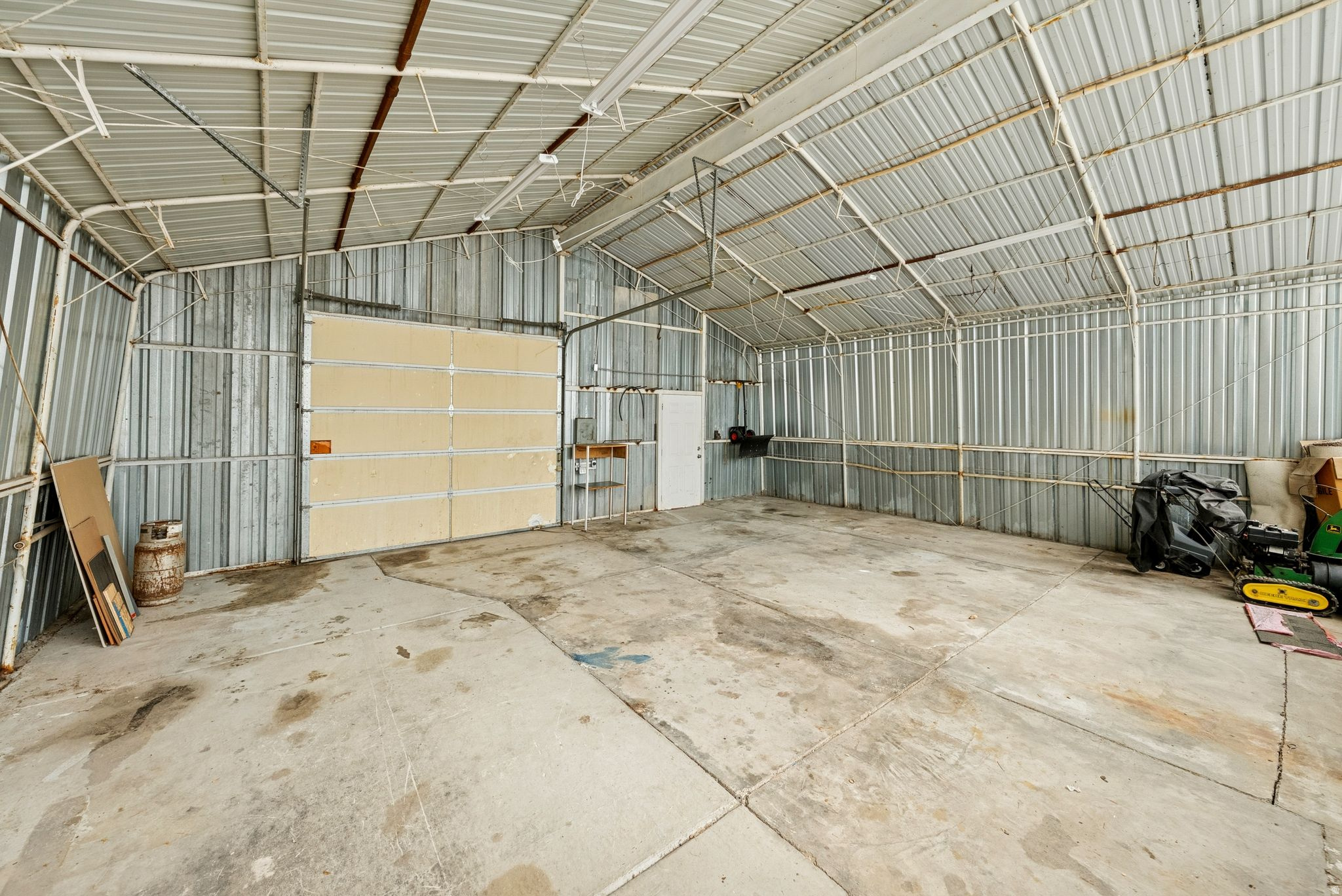 MEADOWS - Residential