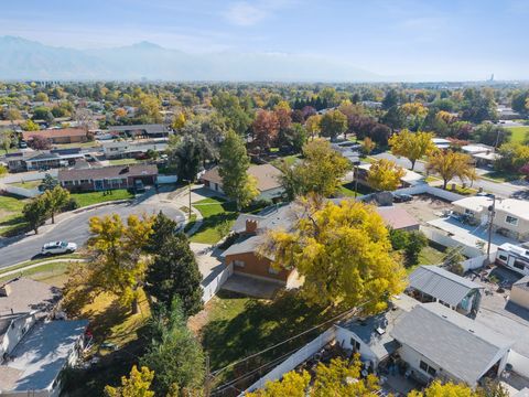 Tiny photo for 3896 S CAMPFIRE CIR W, West Valley City, UT 84119 (MLS # 2128350)