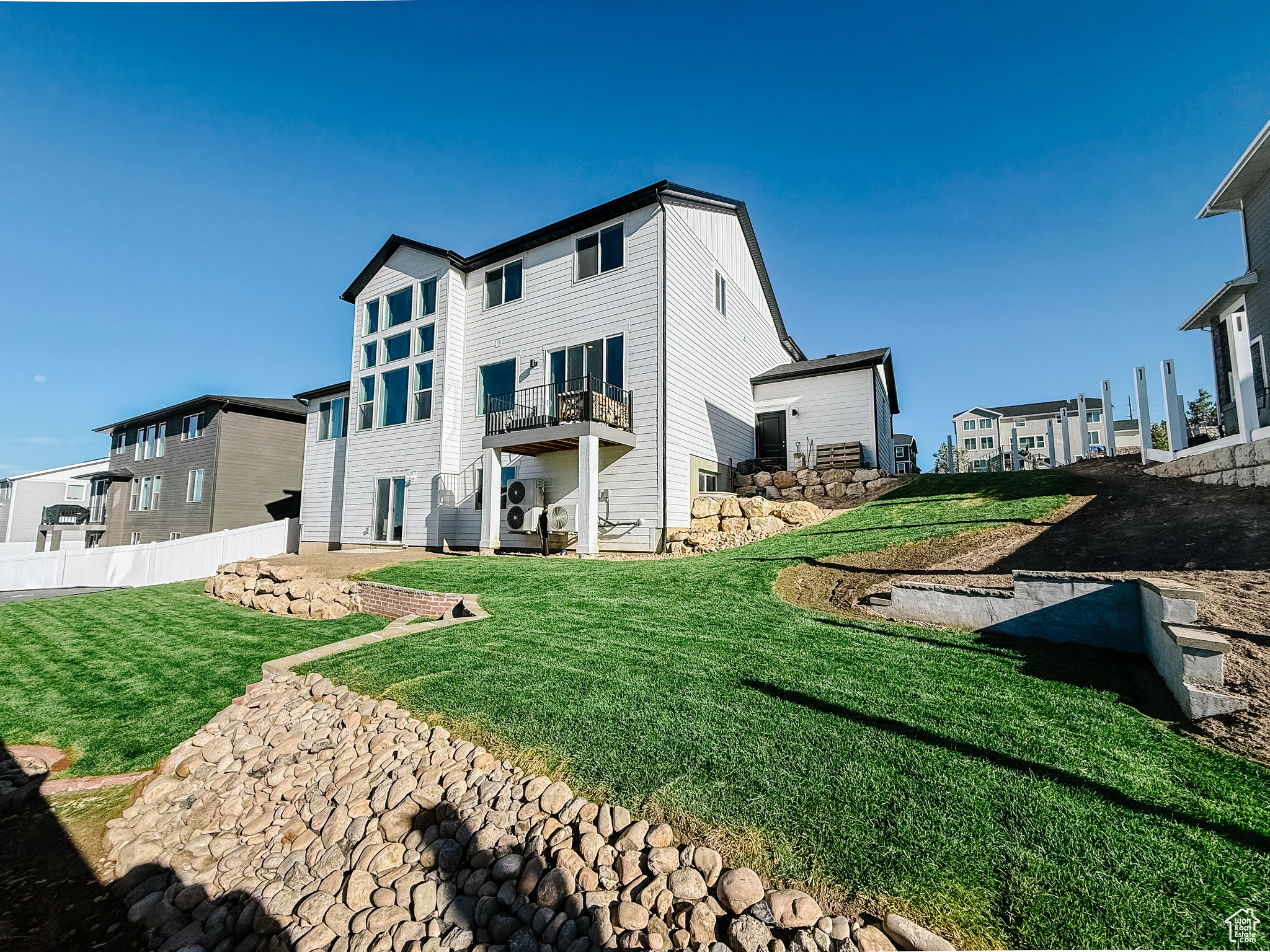 MAPLETON HEIGHTS - Residential