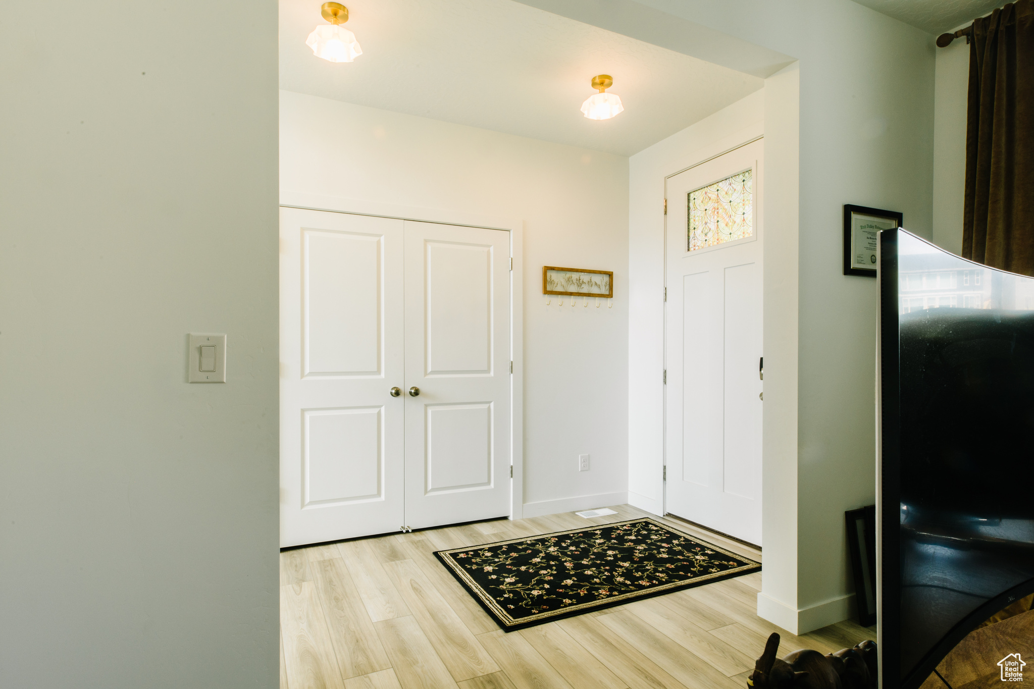MAPLETON HEIGHTS - Residential