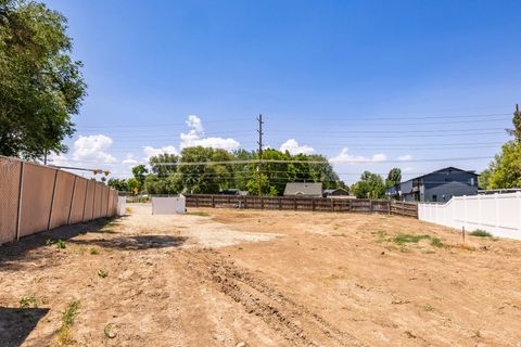 Tiny photo for 6491 S 1300 E, Murray, UT 84121 (MLS # 2142518)