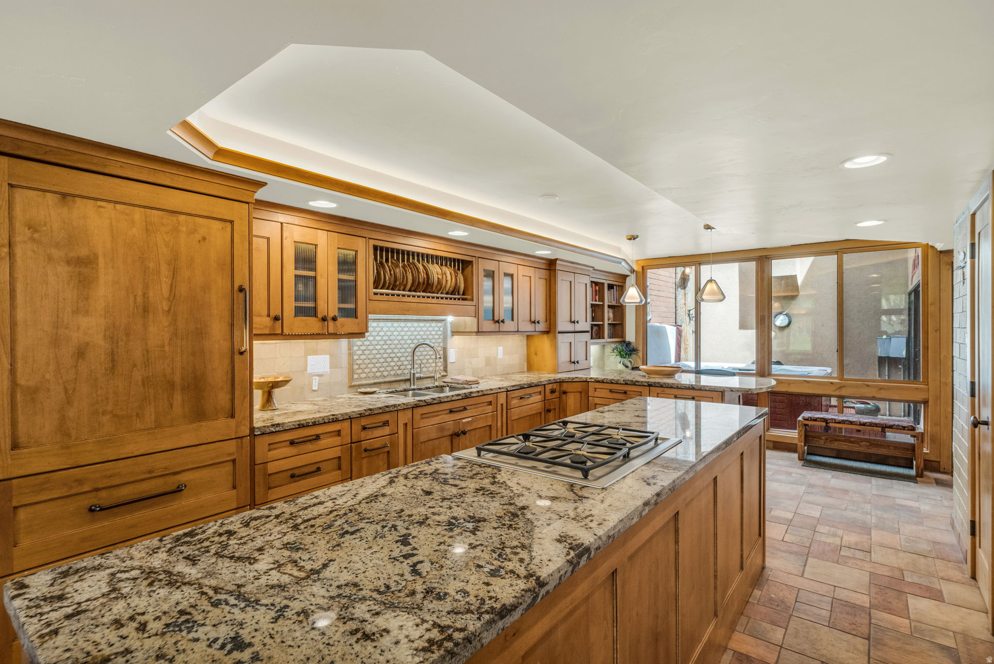 PARK AVENUE CONDOMINIUMS - Residential