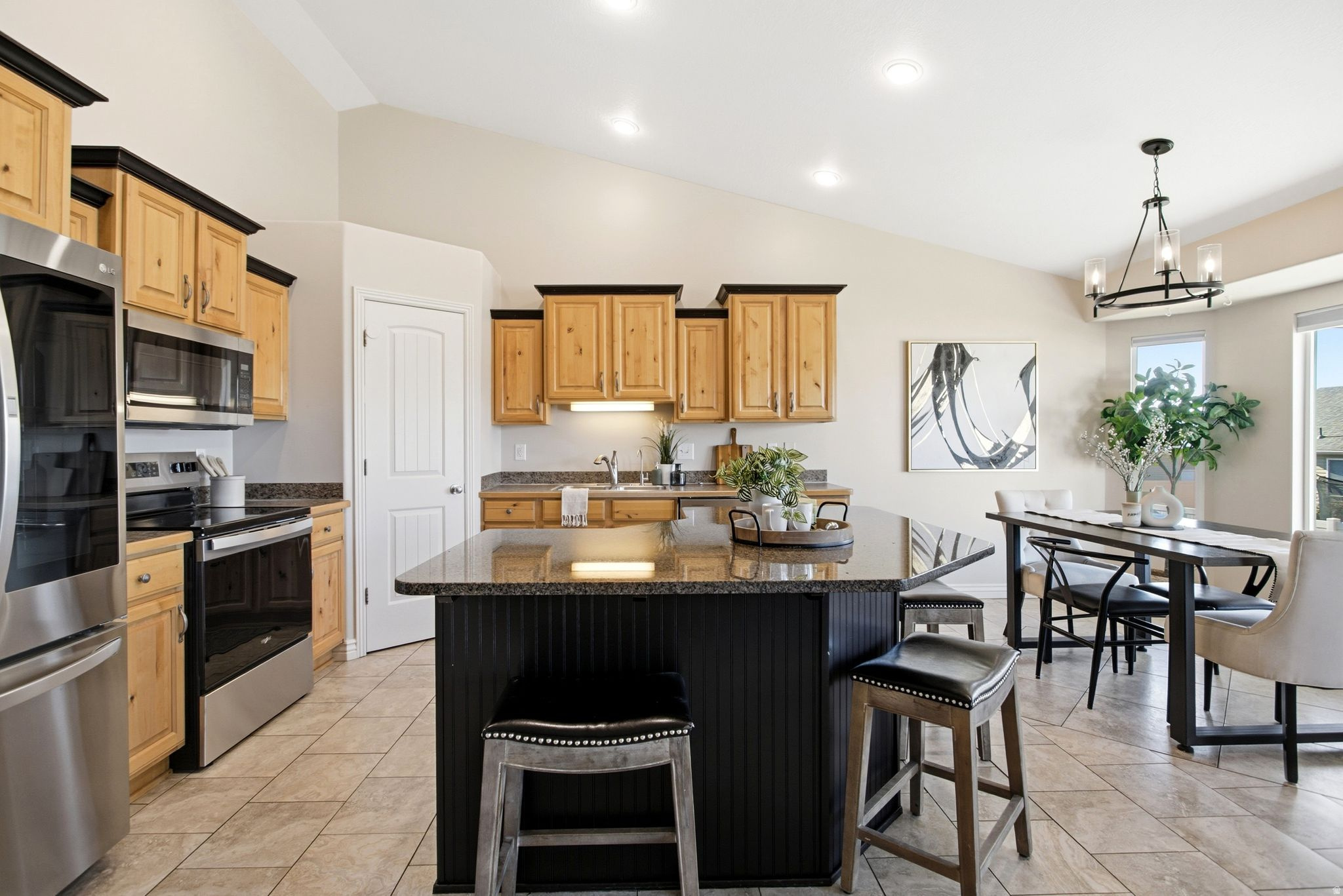 VILLAGE COTTAGES - Residential