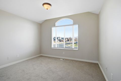 Tiny photo for 1242 S 1700 W, Syracuse, UT 84075 (MLS # 2126673)