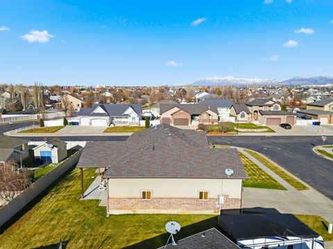 Tiny photo for 1242 S 1700 W, Syracuse, UT 84075 (MLS # 2126673)