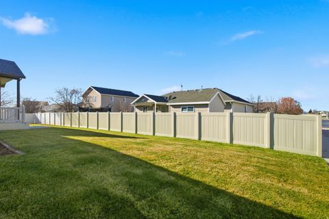 Tiny photo for 1242 S 1700 W, Syracuse, UT 84075 (MLS # 2126673)