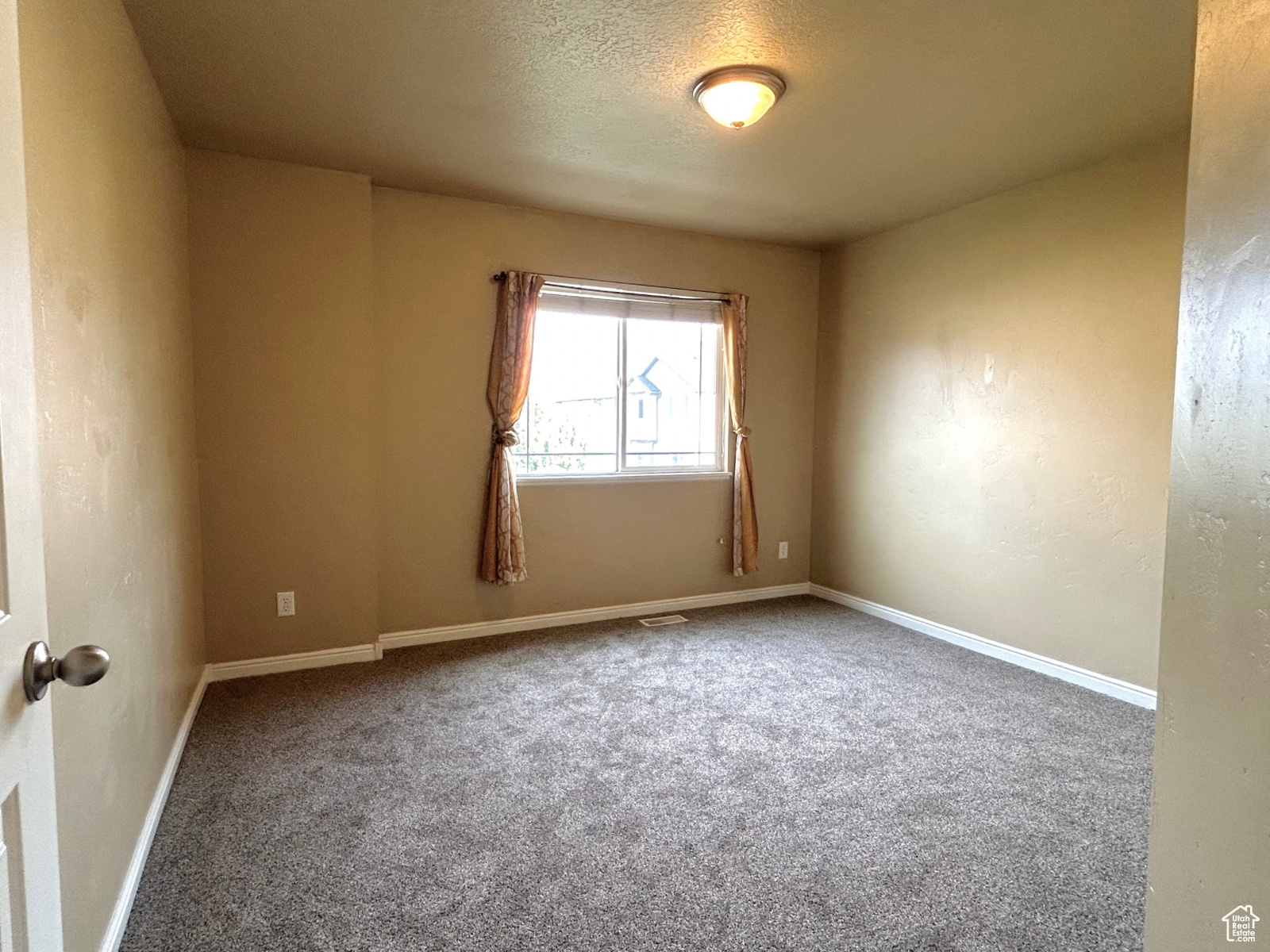 BRIDGERLAND MEADOWS TOWNHOMES - Residential