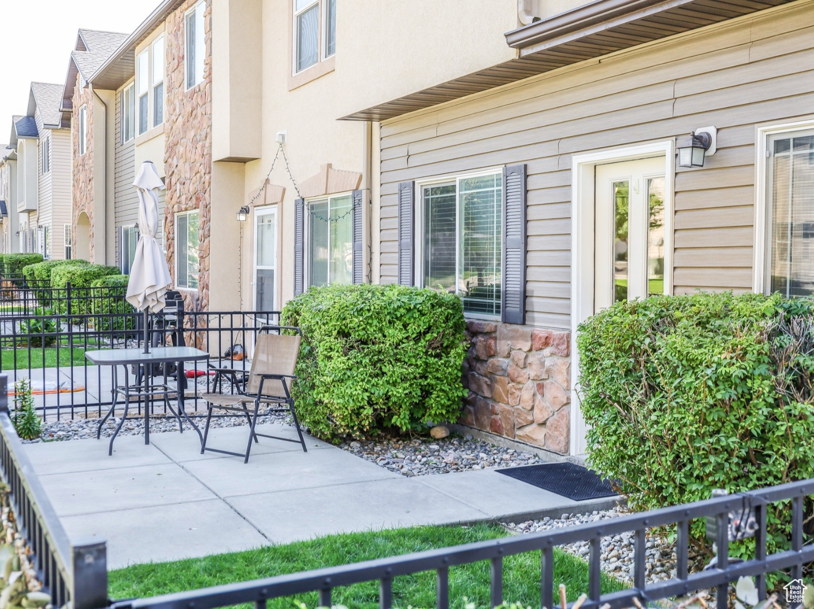 BRIDGERLAND MEADOWS TOWNHOMES - Residential
