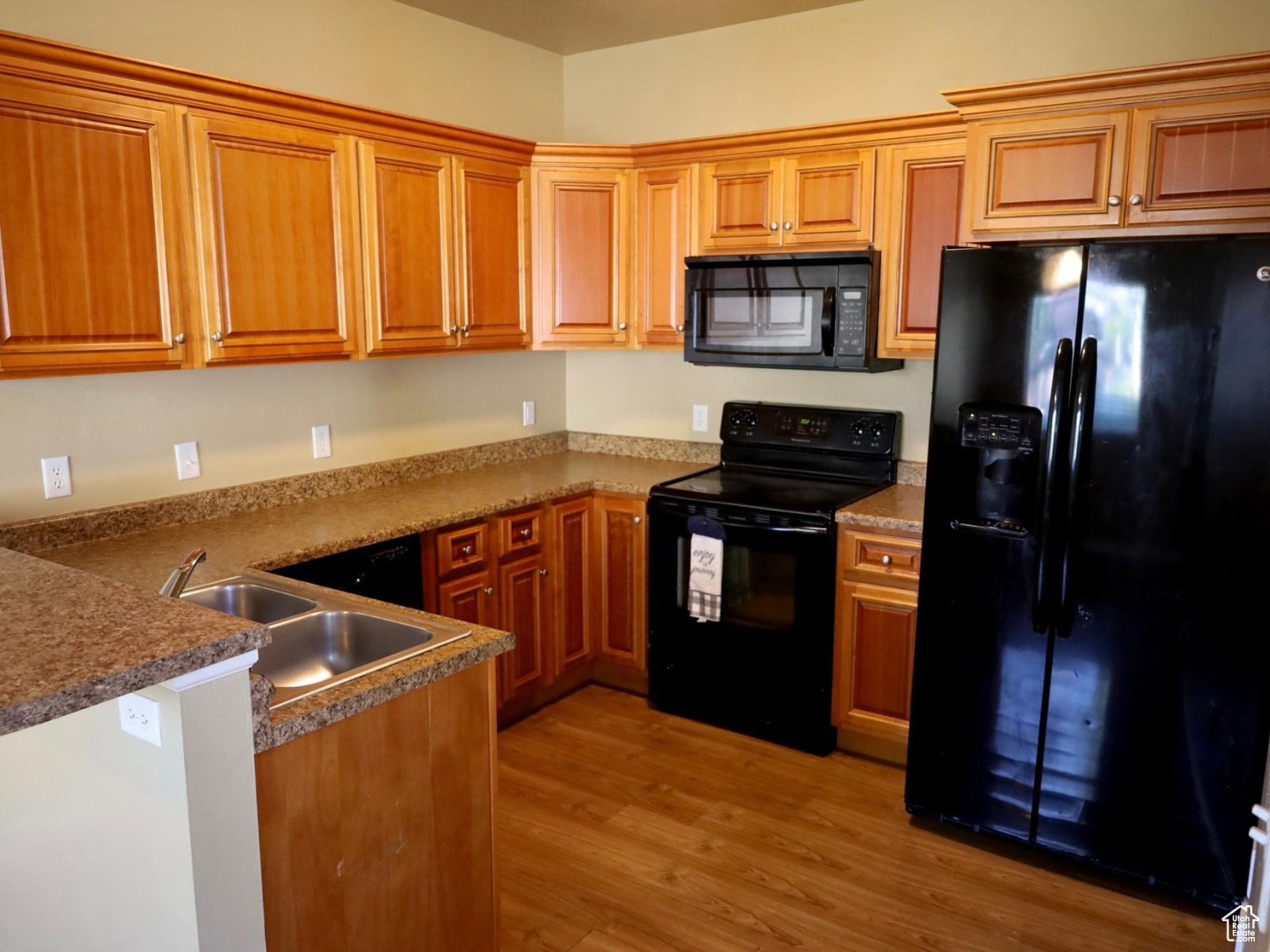 BRIDGERLAND MEADOWS TOWNHOMES - Residential