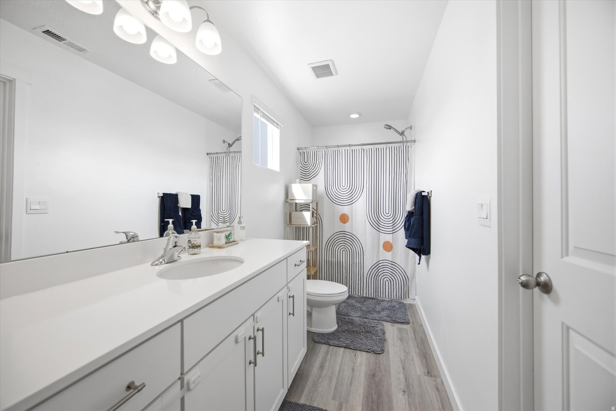 EDGEWATER TOWNHOMES - Residential