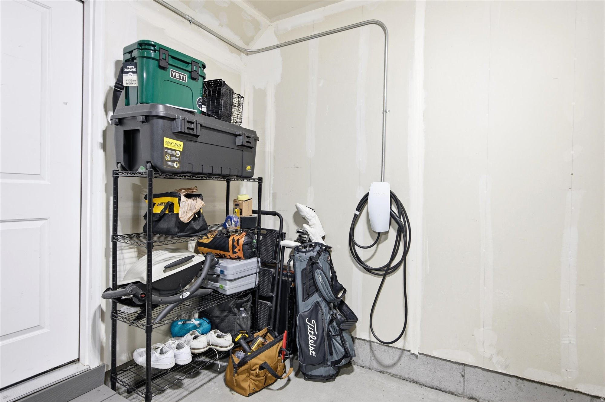 EDGEWATER TOWNHOMES - Residential