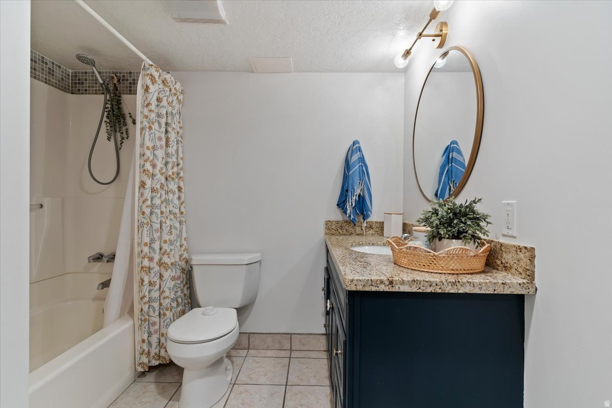 OAK RIDGE ACRES - Residential